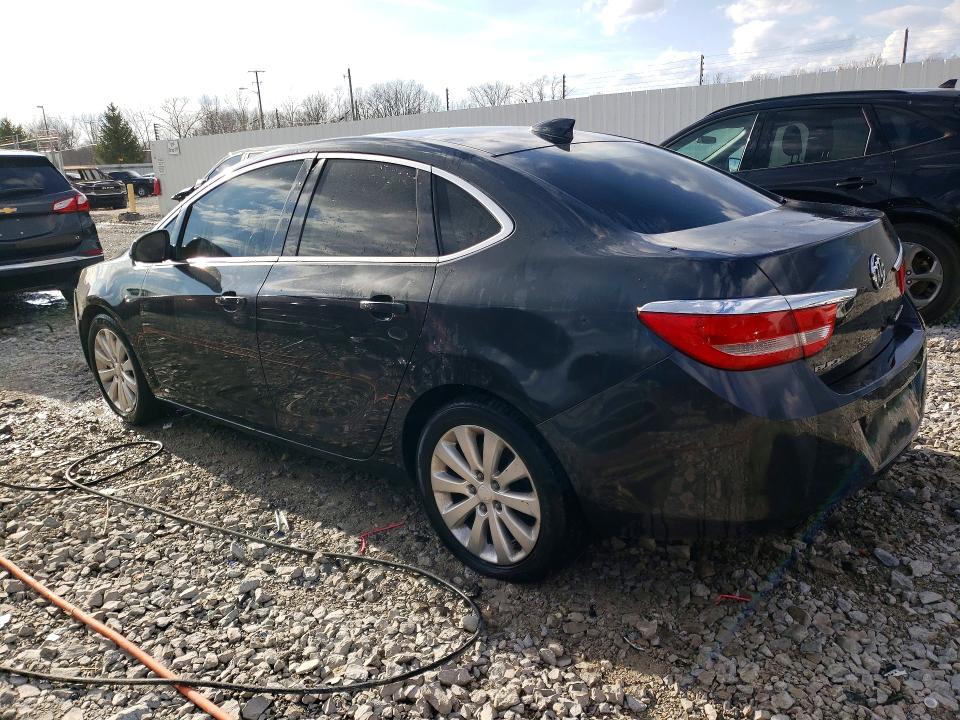 Foto 2 de la subasta – 2015 BUICK VERANO con VIN 1G4PP5SKXF4178663