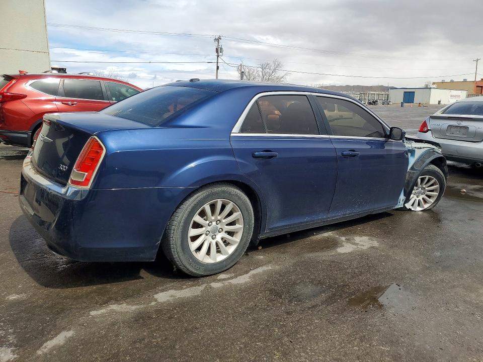 Photo 3 from auction – 2014 CHRYSLER 300 with VIN 2C3CCAAG8EH361392