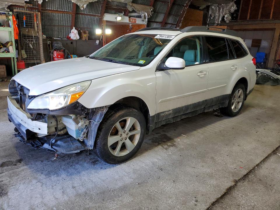 SUBARU OUTBACK 2013 with VIN 4S4BRBKC9D3268093 - Photo from auction