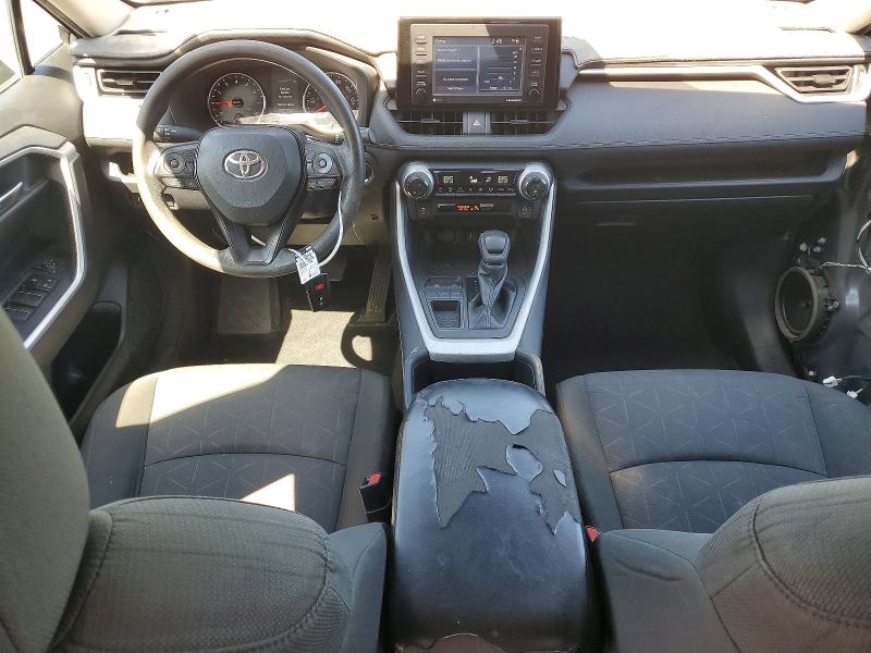 Photo 8 from auction – 2022 TOYOTA RAV4 with VIN 2T3W1RFV6NC182306