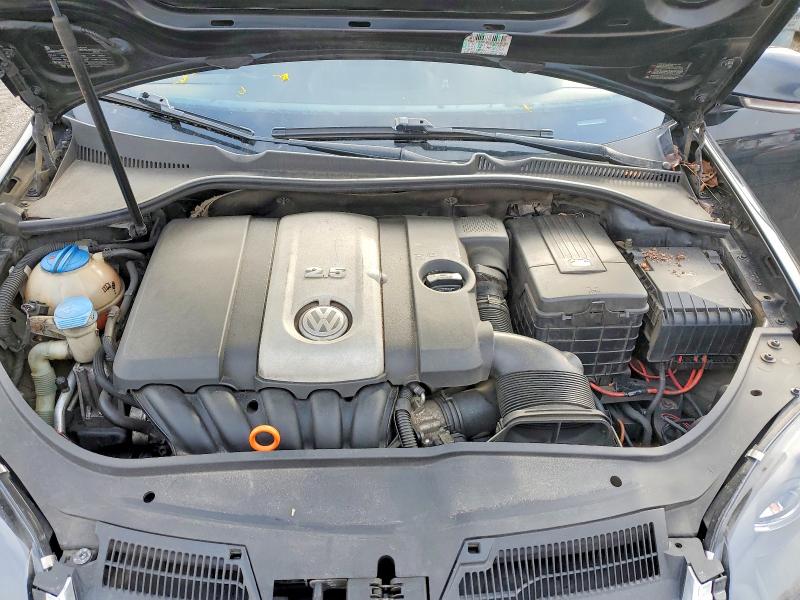 Photo 11 from auction – 2009 VOLKSWAGEN JETTA with VIN 3VWRZ71KX9M017398