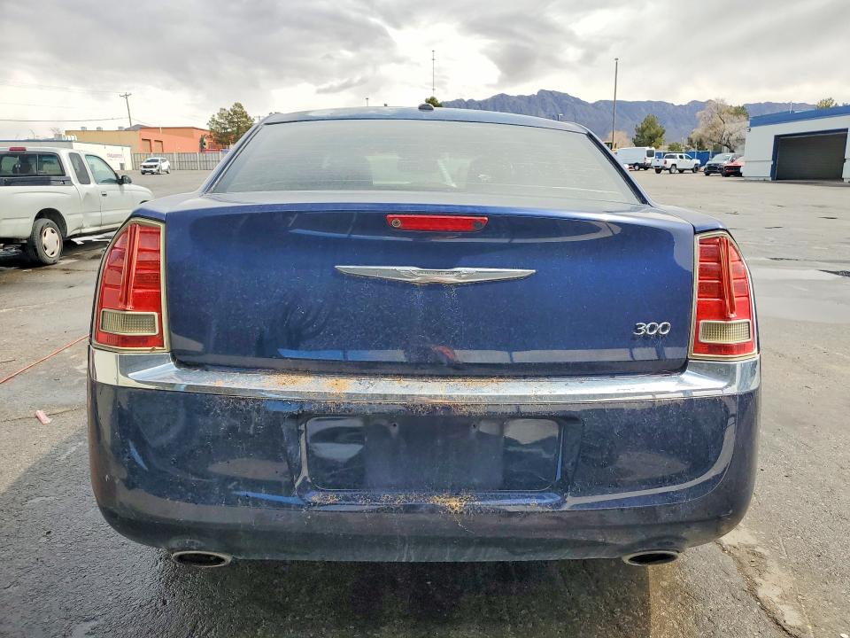 Photo 6 from auction – 2014 CHRYSLER 300 with VIN 2C3CCAAG8EH361392