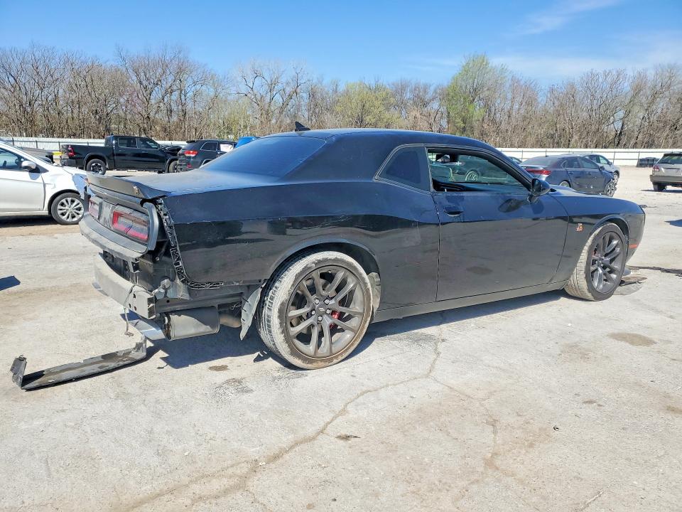 Фото 3 с аукциона – 2021 DODGE CHALLENGER с VIN 2C3CDZFJXMH641359