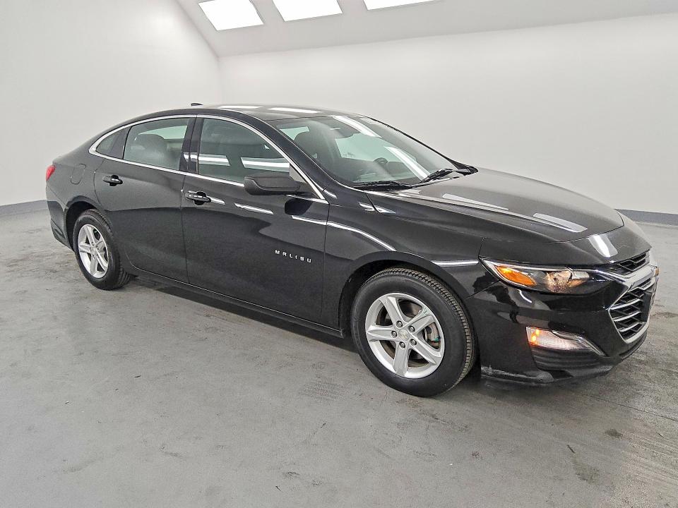 Photo 4 from auction – 2019 CHEVROLET MALIBU with VIN 1G1ZB5STXKF189609