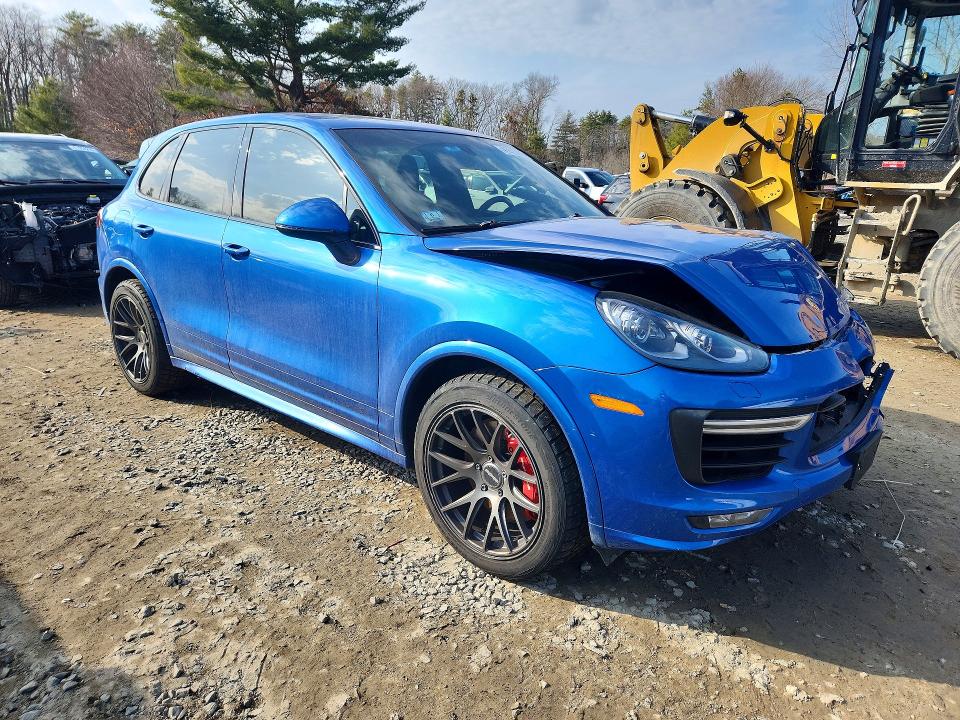 Photo 4 from auction – 2017 PORSCHE CAYENNE with VIN WP1AD2A20HLA83510