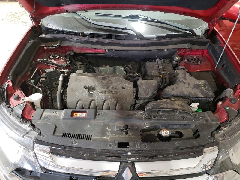 Photo 12 from auction – 2017 MITSUBISHI OUTLANDER with VIN JA4AZ3A33HZ011984