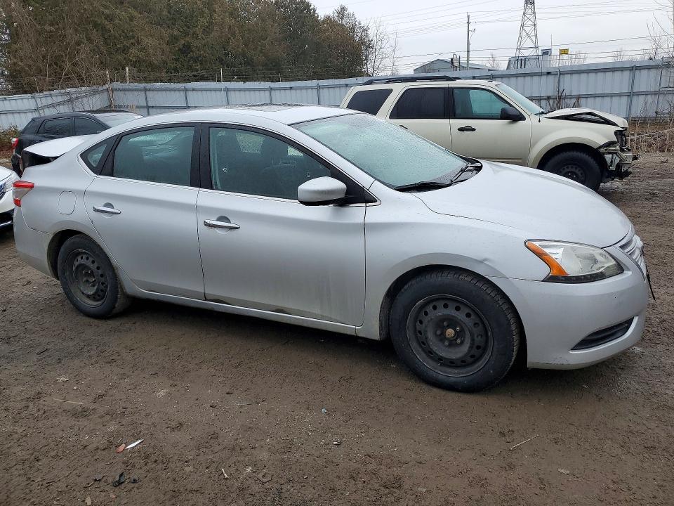 Zdjęcie 4 z aukcji – 2013 NISSAN SENTRA z VIN 3N1AB7AP1DL706358