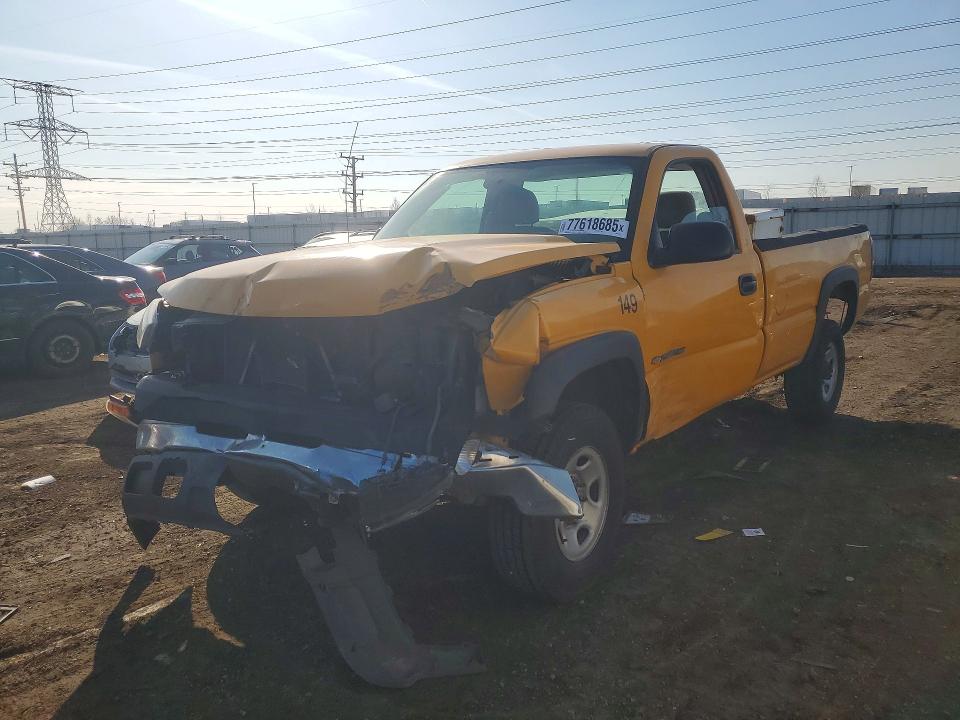 CHEV SILVERADO 2005 with VIN 1GCHC24U45E174344 - Photo from auction