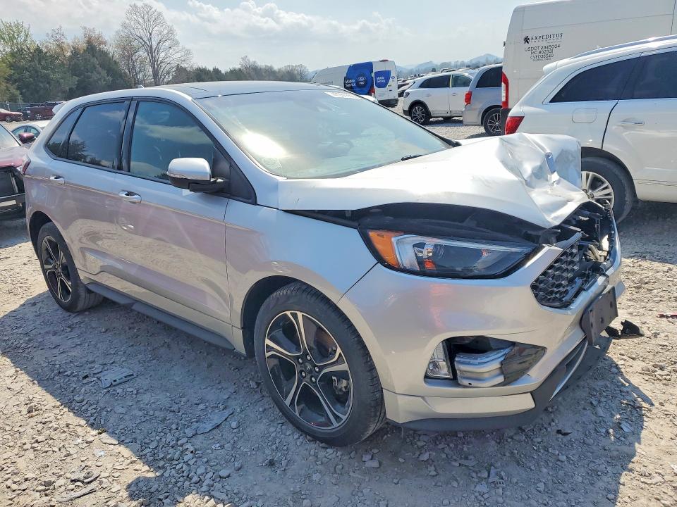 Photo 4 from auction – 2019 FORD EDGE with VIN 2FMPK4AP7KBC33849