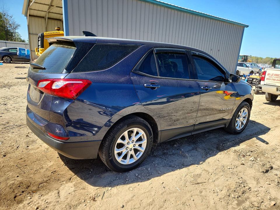 Photo 3 from auction – 2019 CHEVROLET EQUINOX with VIN 3GNAXHEV2KS521114
