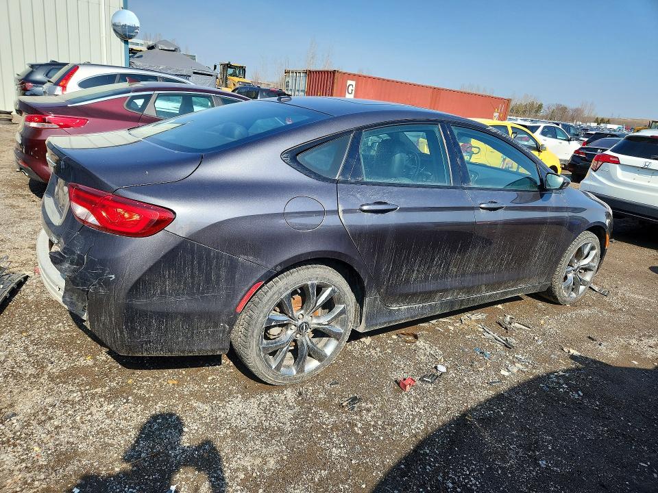 Photo 3 from auction – 2015 CHRYSLER 200 with VIN 1C3CCCBG2FN511449