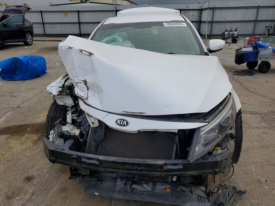 Photo 5 from auction – 2015 KIA OPTIMA with VIN KNAGM4A79F5527016