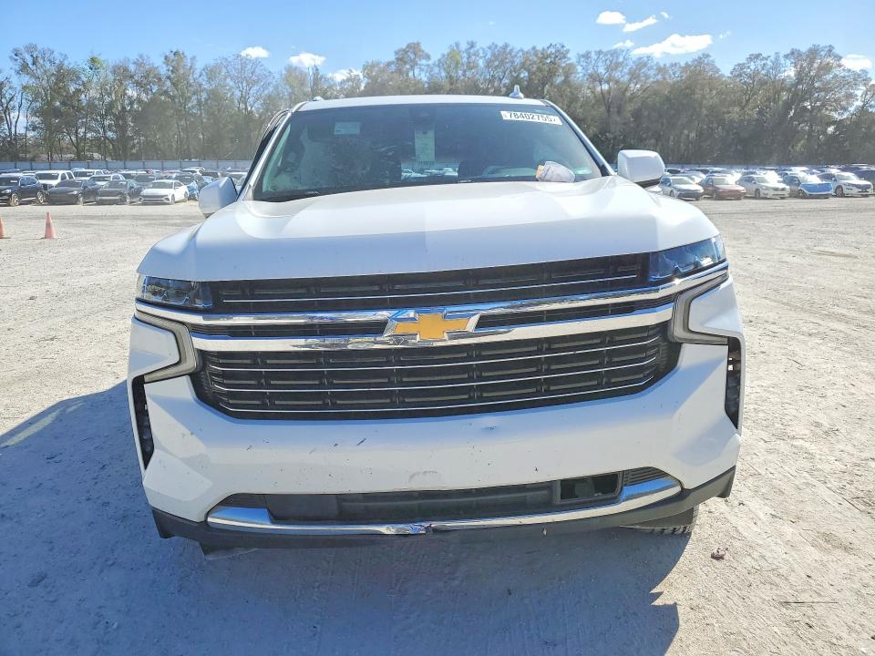 Photo 5 from auction – 2021 CHEVROLET SUBURBAN with VIN 1GNSCCKD5MR259156