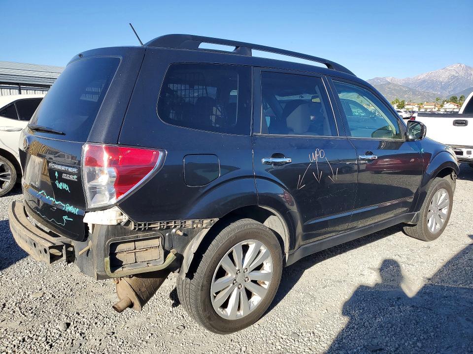 Photo 3 from auction – 2012 SUBARU FORESTER with VIN JF2SHADC4CH470177