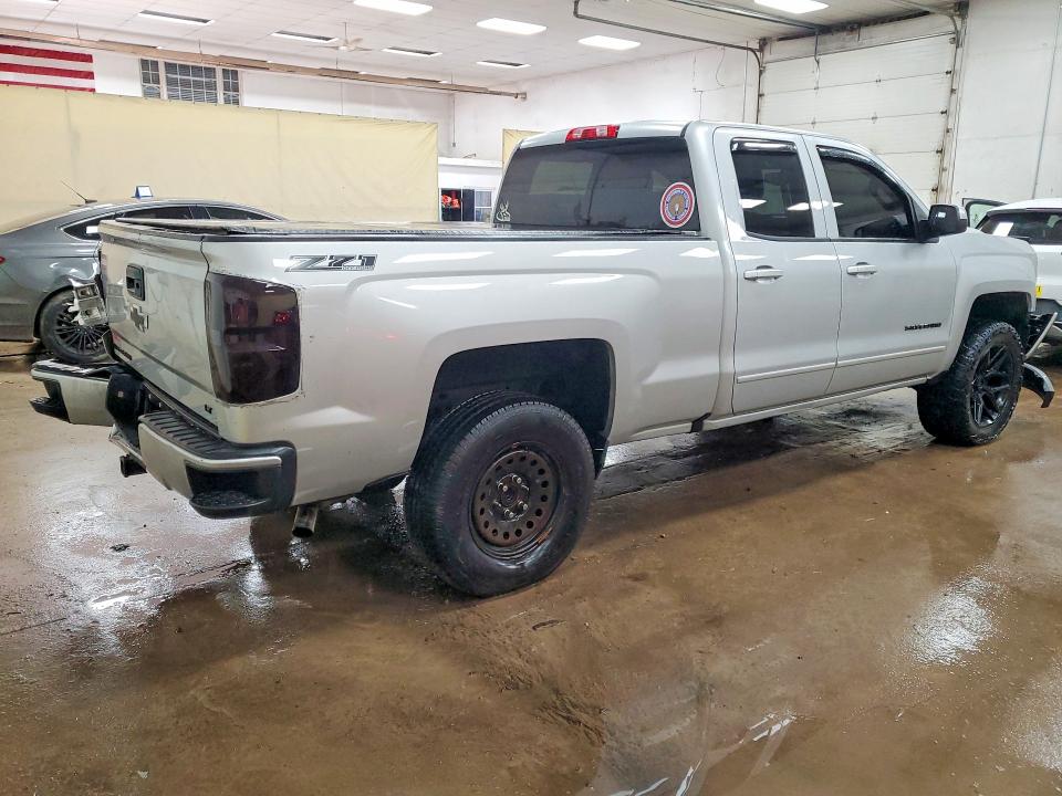 Photo 3 from auction – 2018 CHEVROLET SILVERADO with VIN 1GCVKRECXJZ103463