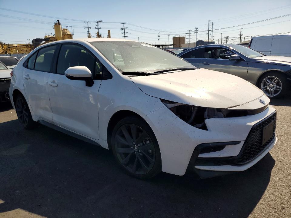 Photo 4 from auction – 2024 TOYOTA COROLLA with VIN JTDBCMFE6R3031694