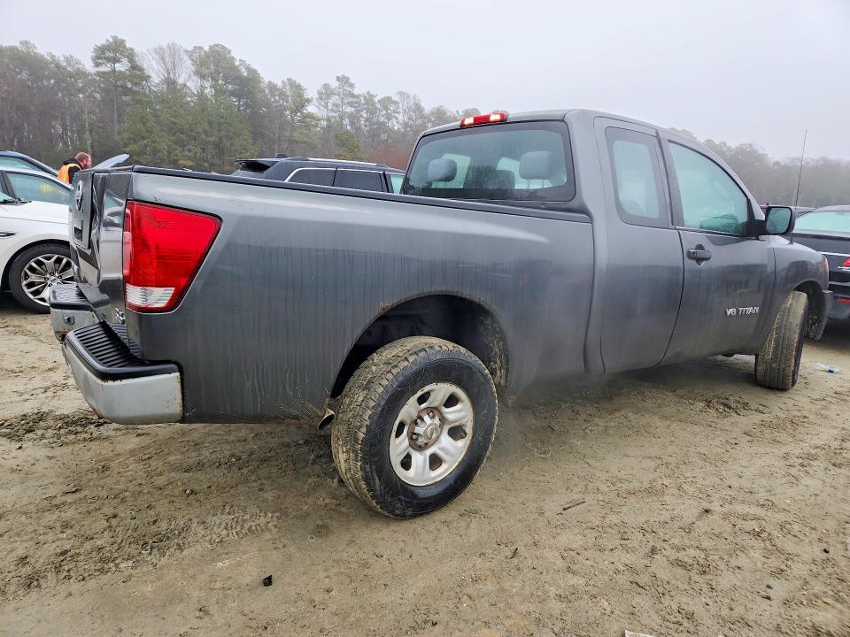 Photo 3 from auction – 2005 NISSAN TITAN with VIN 1N6AA06A45N530237