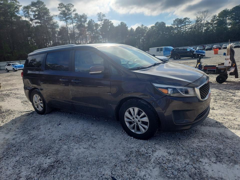 Photo 4 from auction – 2016 KIA SEDONA with VIN KNDMB5C18G6197875