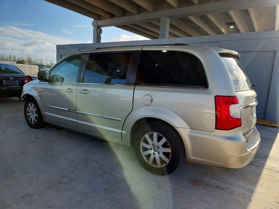 Снимка 2 от търг – 2016 CHRYSLER TOWN & COUNTRY с VIN 2C4RC1BG2GR140985
