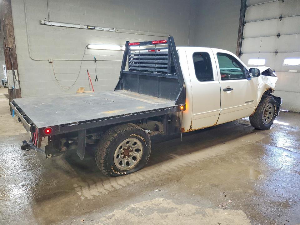 Photo 3 from auction – 2010 GMC SIERRA with VIN 1GTSKUEA9AZ239782