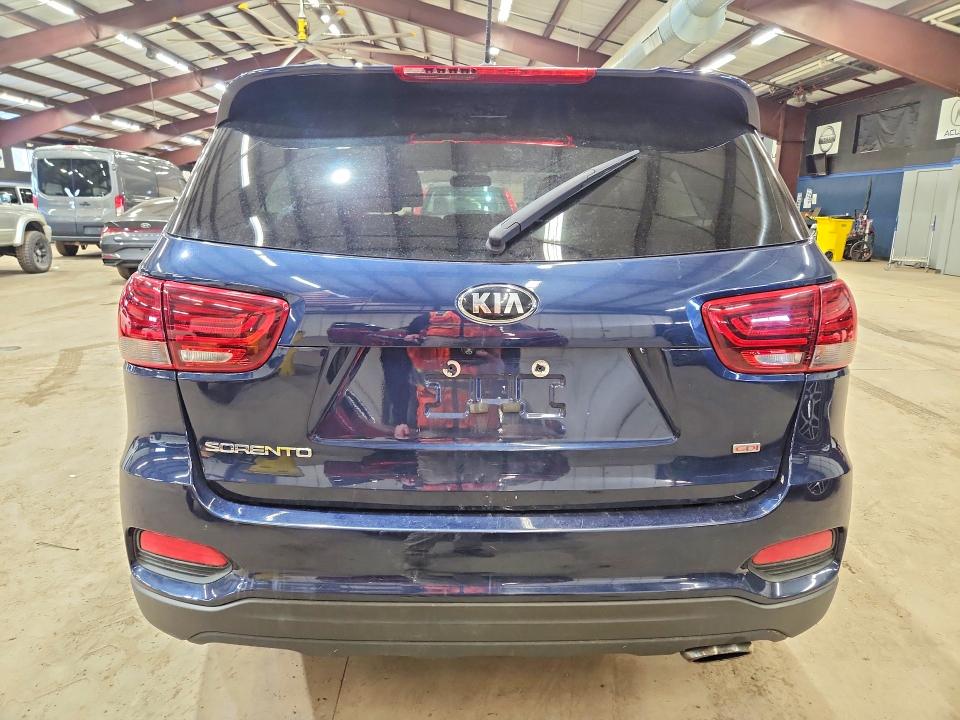 Photo 6 from auction – 2019 KIA SORENTO with VIN 5XYPG4A39KG505087