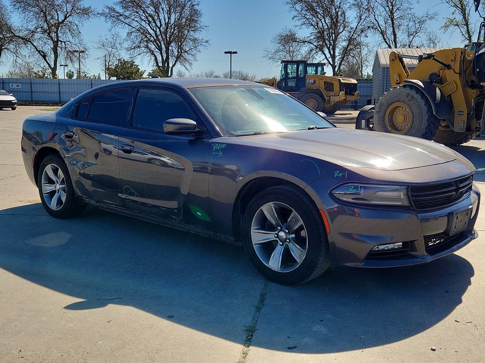 Photo 4 from auction – 2018 DODGE CHARGER with VIN 2C3CDXHGXJH156205
