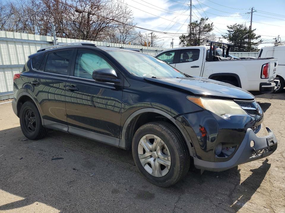 Photo 4 from auction – 2014 TOYOTA RAV4 with VIN 2T3ZFREV8EW077006