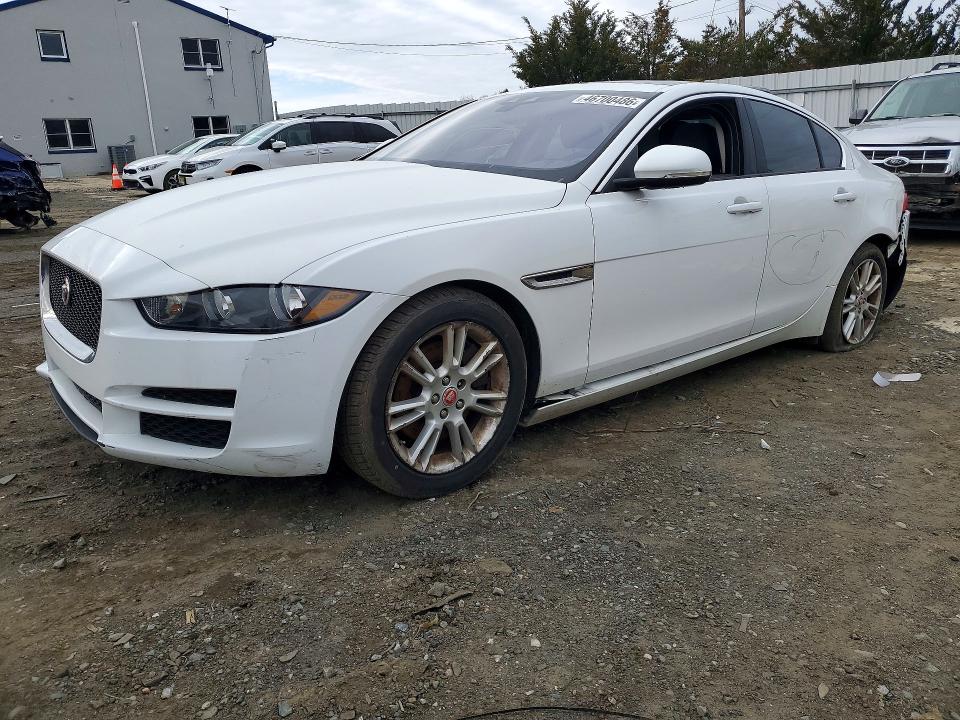 2017 JAGUAR XE - Търг №46700486