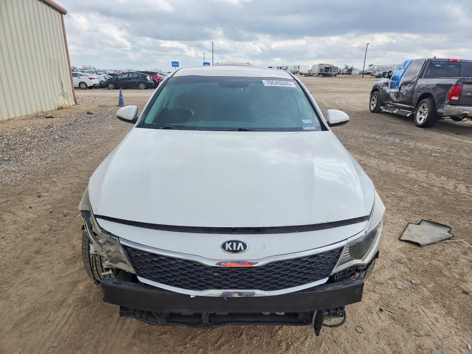 Photo 5 from auction – 2017 KIA OPTIMA with VIN 5XXGT4L31HG124355