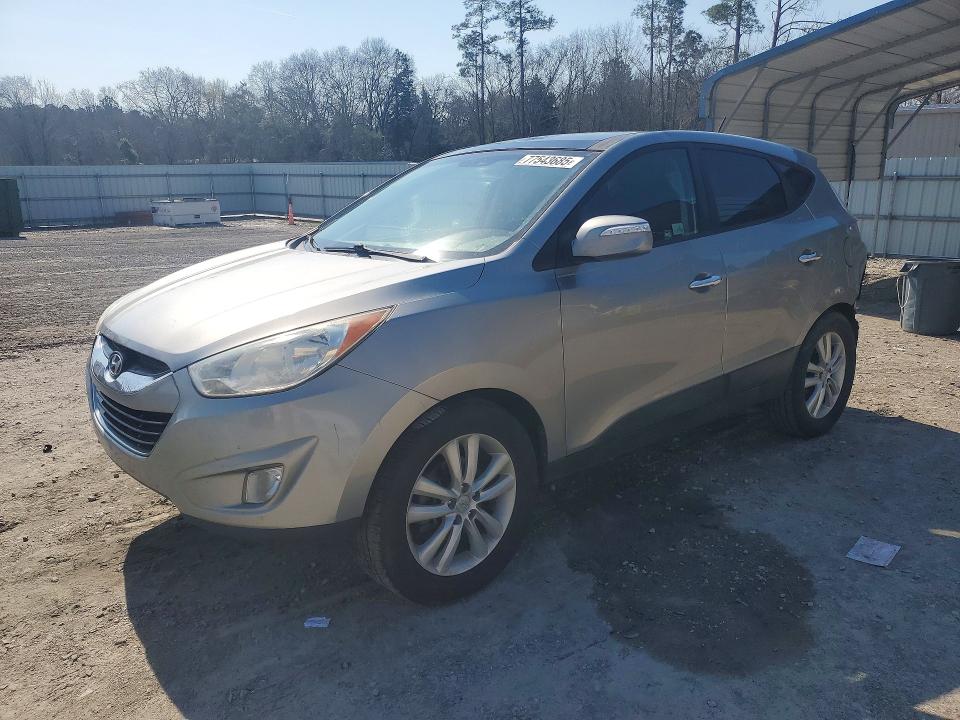 HYUNDAI TUCSON 2012 with VIN KM8JU3AC2CU499962 - Photo from auction
