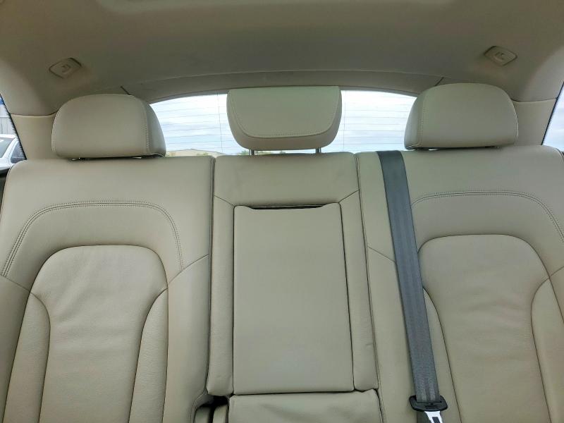 Foto 10 de la subasta – 2016 AUDI Q5 con VIN WA1L2AFP7GA046991