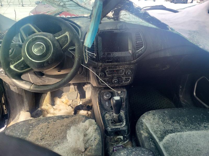 Photo 8 from auction – 2019 JEEP COMPASS with VIN 3C4NJDBB5KT675227