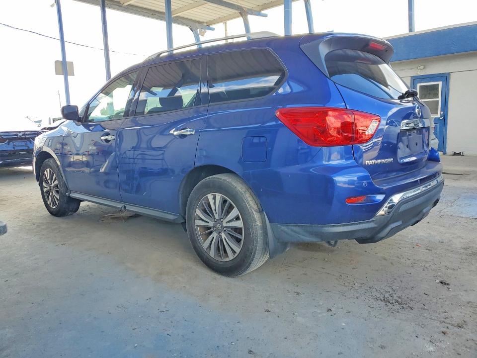 Photo 2 from auction – 2019 NISSAN PATHFINDER with VIN 5N1DR2MNXKC588382