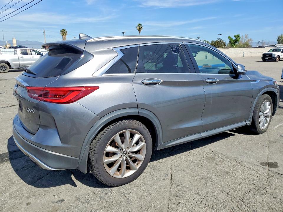 Photo 3 from auction – 2019 INFINITI QX50 with VIN 3PCAJ5M16KF135294