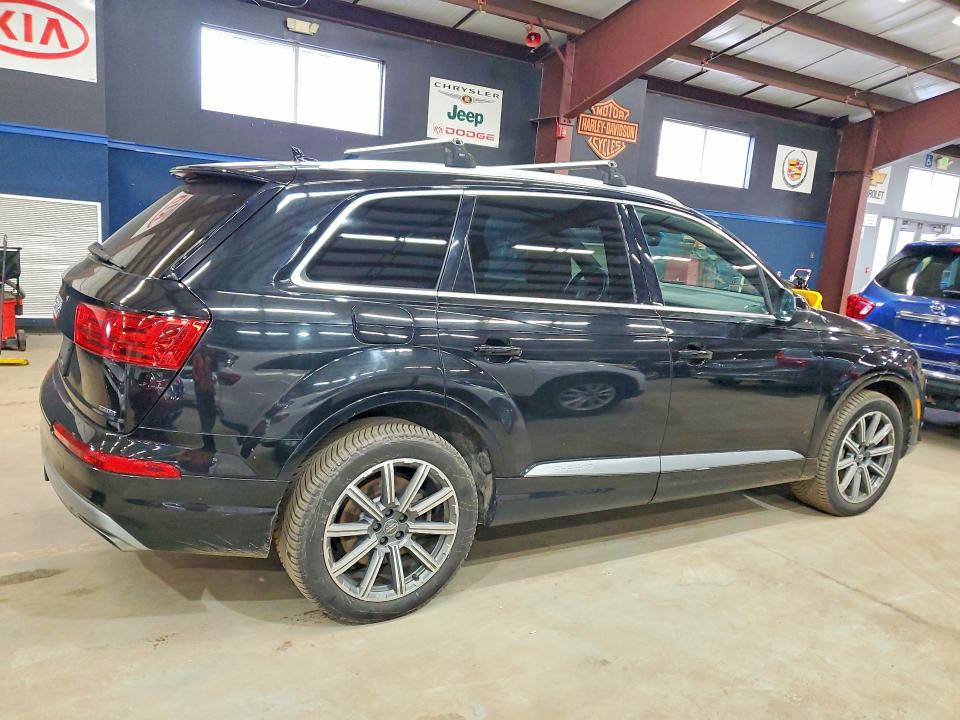 Photo 3 from auction – 2019 AUDI Q7 with VIN WA1LAAF7XKD039138
