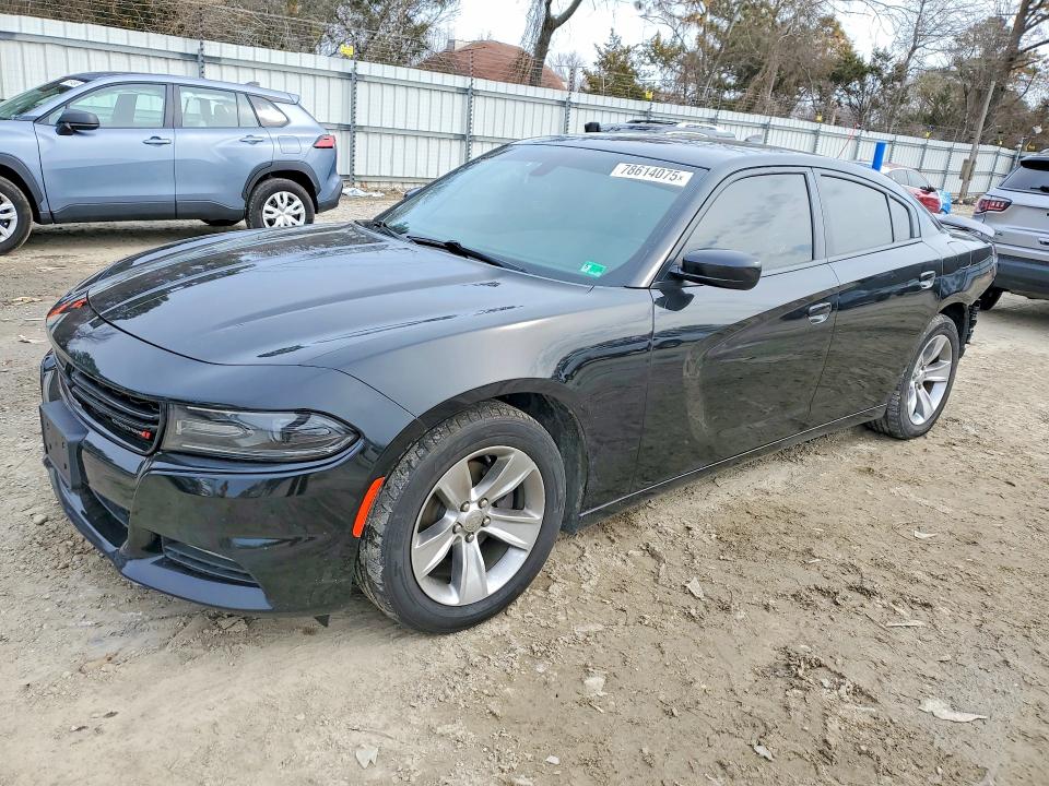 DODGE CHARGER 2018 with VIN 2C3CDXHG5JH144933 - Photo from auction