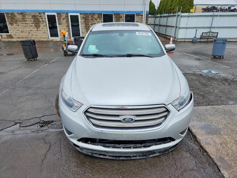 Photo 5 from auction – 2015 FORD TAURUS with VIN 1FAHP2E84FG182297