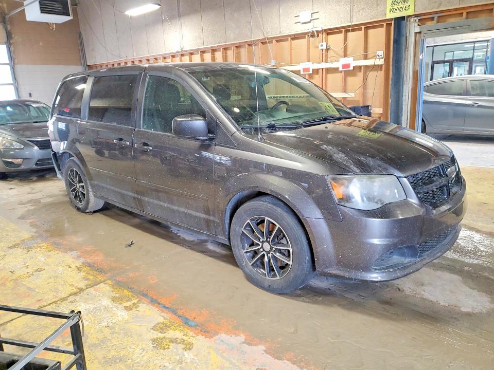 Photo 4 from auction – 2015 DODGE GRAND CARAVAN with VIN 2C4RDGBG9FR518931