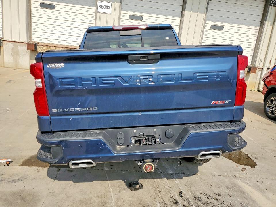 Photo 6 from auction – 2021 CHEVROLET SILVERADO with VIN 3GCUYEET7MG238567