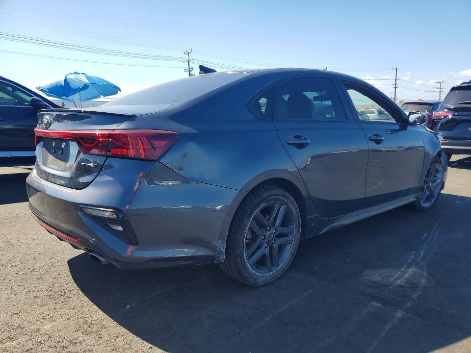 Photo 3 from auction – 2021 KIA FORTE with VIN 3KPF34AD8ME263215