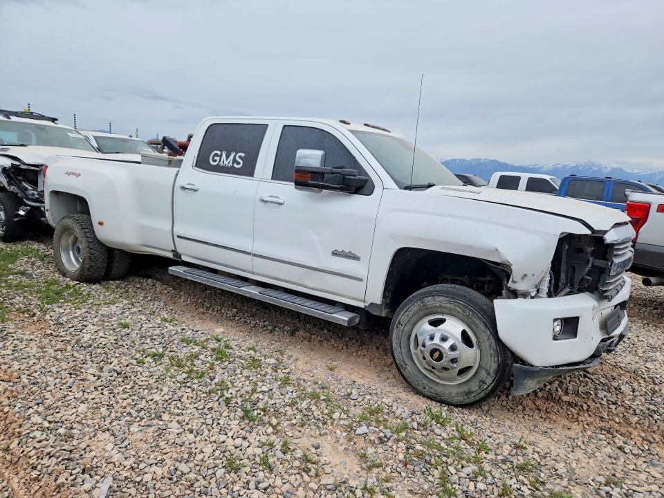 Photo 4 from auction – 2016 CHEVROLET SILVERADO with VIN 1GC4K1E86GF233632