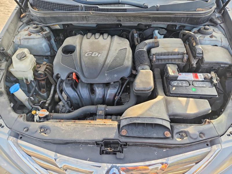 Photo 11 from auction – 2012 HYUNDAI SONATA with VIN 5NPEC4AC0CH366027