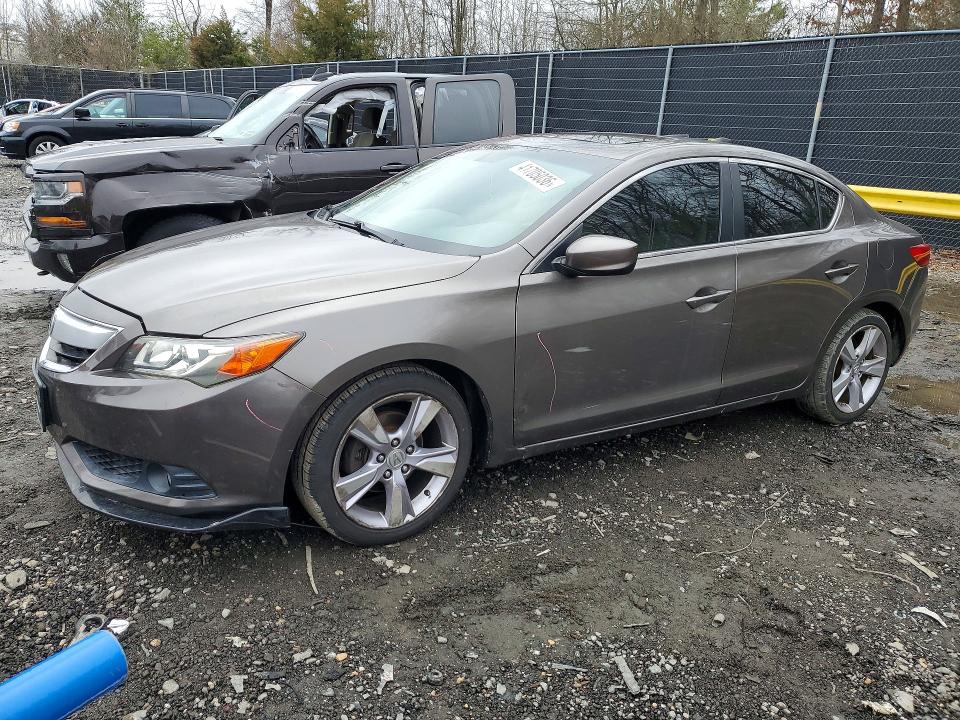 ACURA ILX 2013 with VIN 19VDE1F53DE006702 - Photo from auction