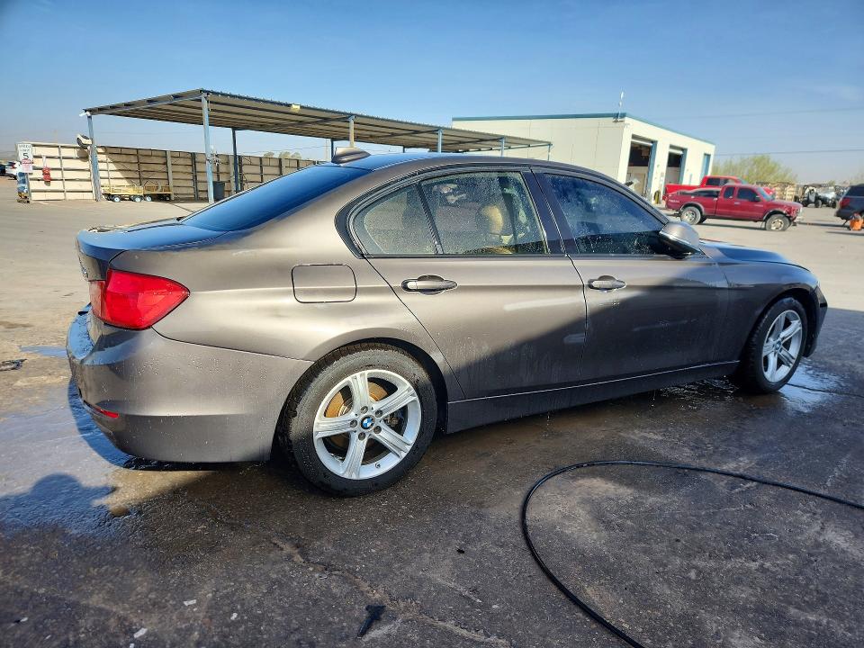Photo 3 from auction – 2014 BMW 328 with VIN WBA3C1C50EK107091