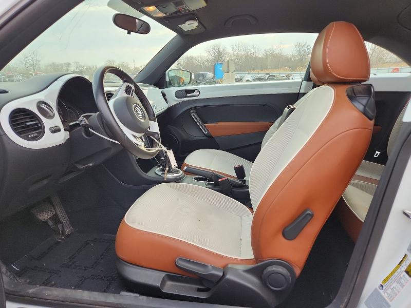 Photo 7 from auction – 2017 VOLKSWAGEN BEETLE with VIN 3VWF17AT7HM623114