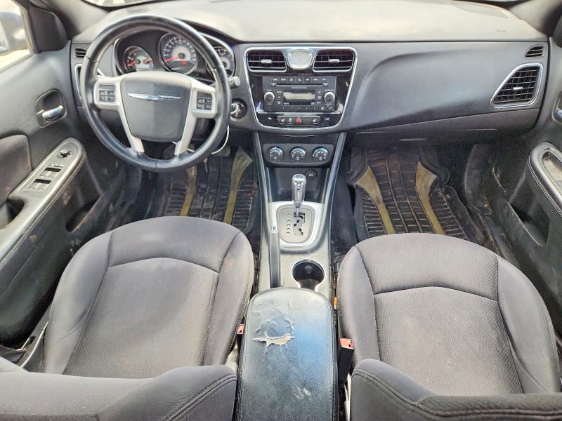 Photo 8 from auction – 2013 CHRYSLER 200 with VIN 1C3CCBBB4DN699130