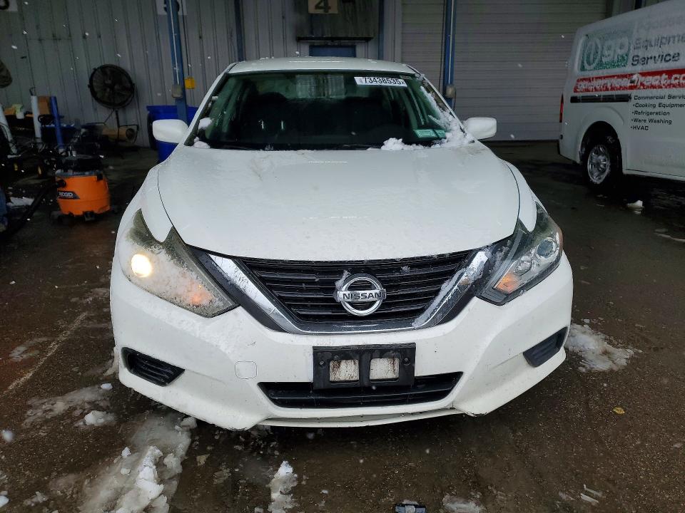 Photo 5 from auction – 2017 NISS ALTIMA with VIN 1N4AL3AP2HC185807