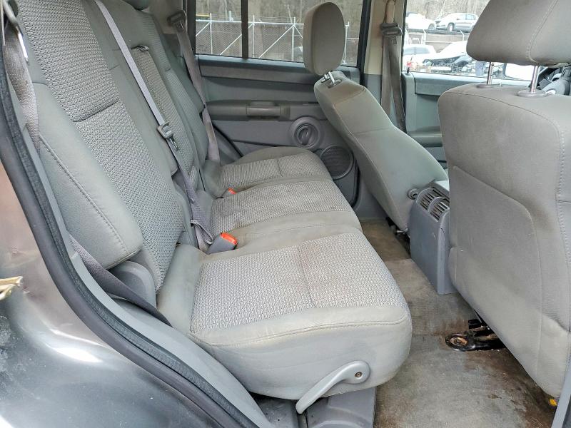 Photo 11 from auction – 2007 JEEP COMMANDER with VIN 1J8HH48K57C612981