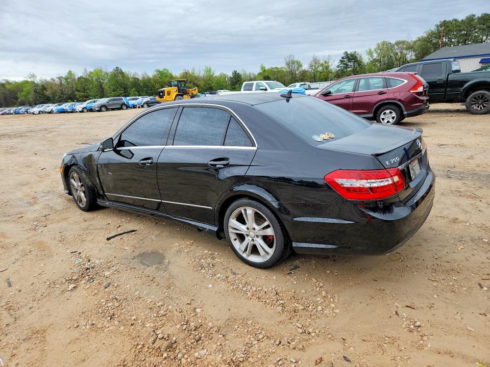 Zdjęcie 2 z aukcji – 2013 MERCEDES-BENZ E z VIN WDDHF5KB8DA764200