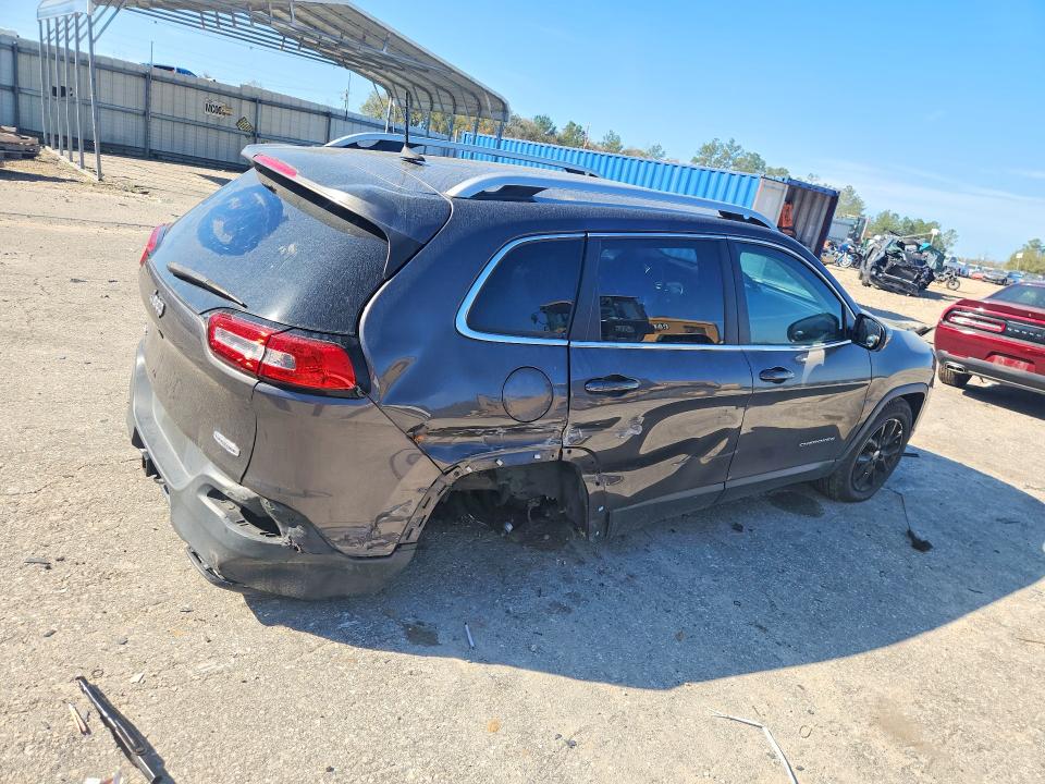 Photo 3 from auction – 2017 JEEP CHEROKEE with VIN 1C4PJMCS4HD230743